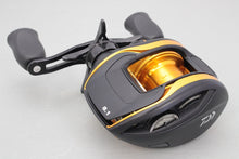 Load image into Gallery viewer, Daiwa T3 SV 8.1R-TW RH Baitcasting Reel B8340 USED