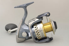 Load image into Gallery viewer, Shimano 01 STELLA SW 8000-HG Spinning Reel B9076 USED