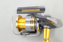 Load image into Gallery viewer, Shimano 09 TWIN POWER SW 4000-XG Spinning Reel B9207 USED