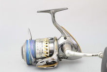 Load image into Gallery viewer, Shimano STELLA 4000 Spinning Reel B8644 USED