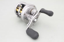 Load image into Gallery viewer, Shimano 09 CALCUTTA CONQUEST 101 DC Left Baitcasting Reel B9204 USED