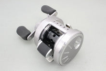 Load image into Gallery viewer, Shimano 09 CALCUTTA CONQUEST 101 DC Left Baitcasting Reel B9204 USED