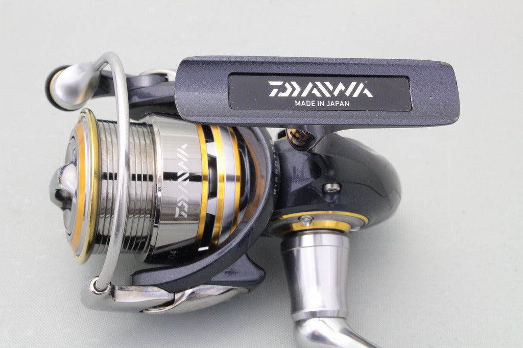 Daiwa 10 CERTATE 2004 Spinning Reel B7978 USED