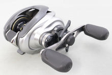 Load image into Gallery viewer, Shimano 13 Metanium HG RH Baitcasting Reel B8513 USED
