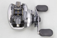 Load image into Gallery viewer, Shimano 13 Metanium HG RH Baitcasting Reel B8513 USED
