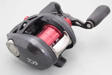 Load image into Gallery viewer, Daiwa ALPHAS AIR 7.2-R Baitcasting Reel Japan Model B8635 USED
