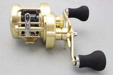 Load image into Gallery viewer, Shimano 15 OCEA CONQUEST 201-PG Baitcasting Reel for Tai-Rubber / Light Jigging B8875 USED
