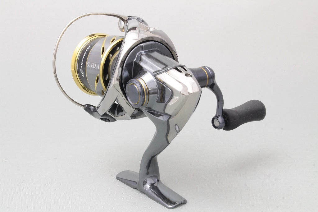 Shimano 14 STELLA 1000-PGS Spinning Reel B9026 USED