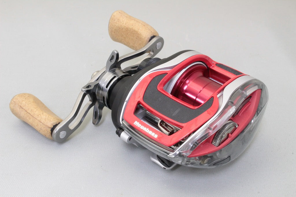 Megabass Yuki Ito FX 73-SVR RH Baitcasting Reel B6705 USED – North