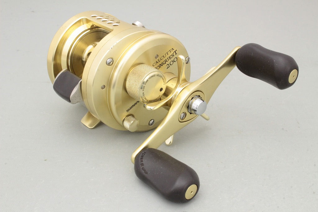 Shimano CALCUTTA CONQUEST 200 RH Baitcasting Reel B9154 USED