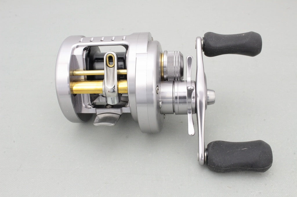 Shimano 09 CALCUTTA CONQUEST 101 DC Left Baitcasting Reel